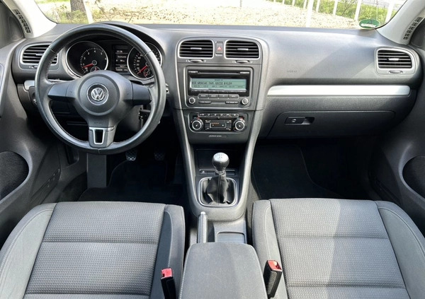 Volkswagen Golf cena 23500 przebieg: 165000, rok produkcji 2010 z Wolbrom małe 704